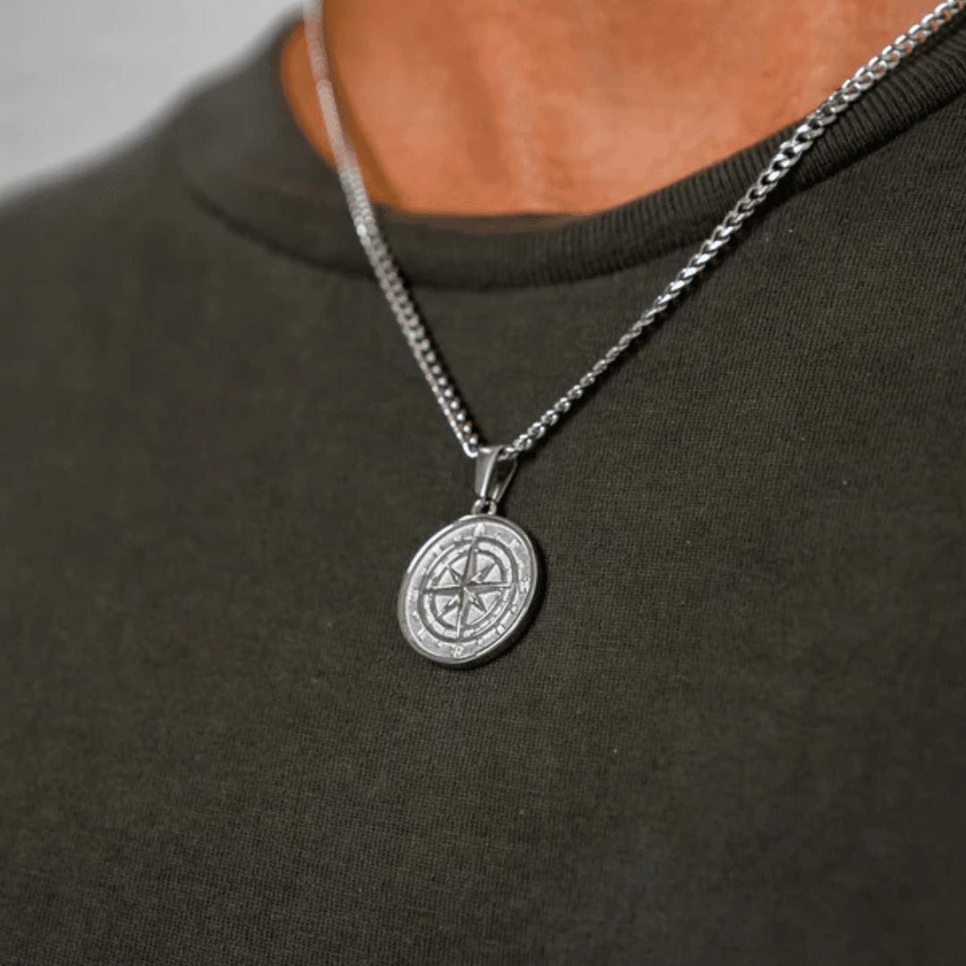 Compass Necklace Silver - Casainte