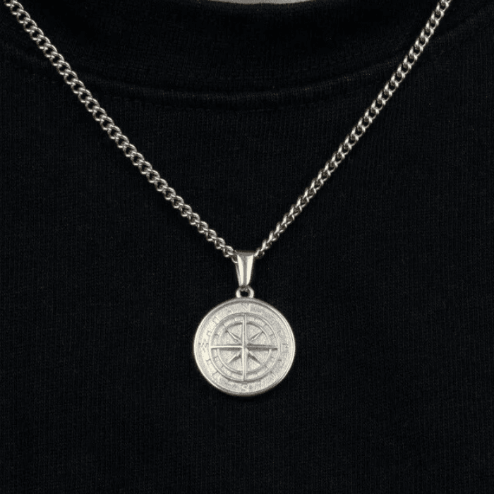 Compass Necklace Silver - Casainte