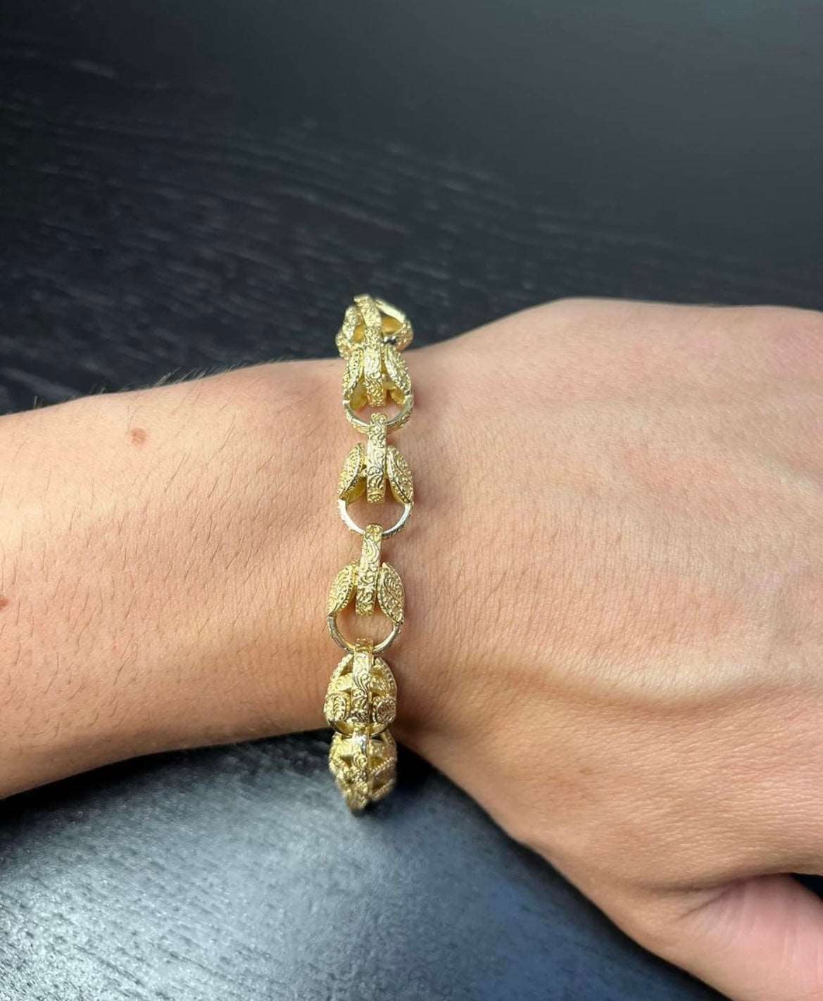 9ct Tulip Bracelet